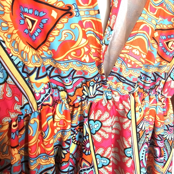 Vibrant Boho Print Mini Dress Deep Vneck 3/4 Sleeve Size Small - Picture 5 of 10